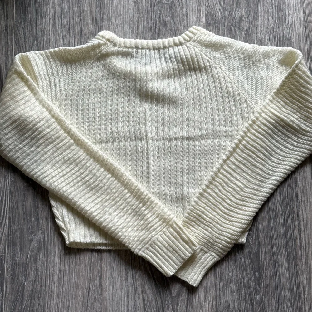PrettyLittleThing Cream Ribbed Sweater - Picture 2 of 3
